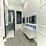Picasso's Tres Puertas 4 Bedrooms דירה מאלגה