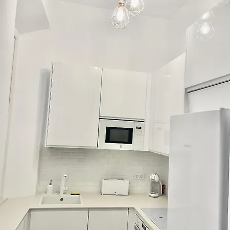 Picasso's Tres Puertas 4 Bedrooms Daire