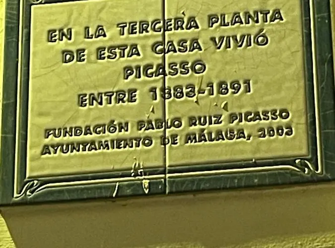 Picasso's Tres Puertas 4 Bedrooms Apartment *