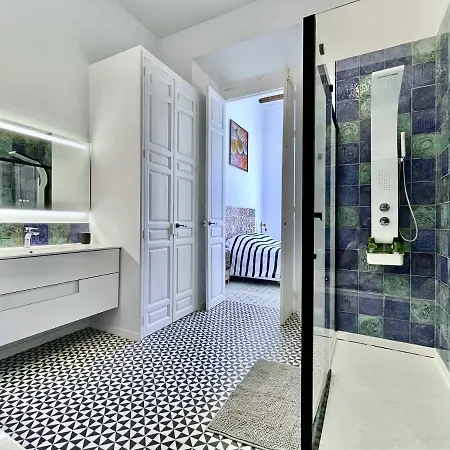 Appartamento Picasso's Tres Puertas 4 Bedrooms *